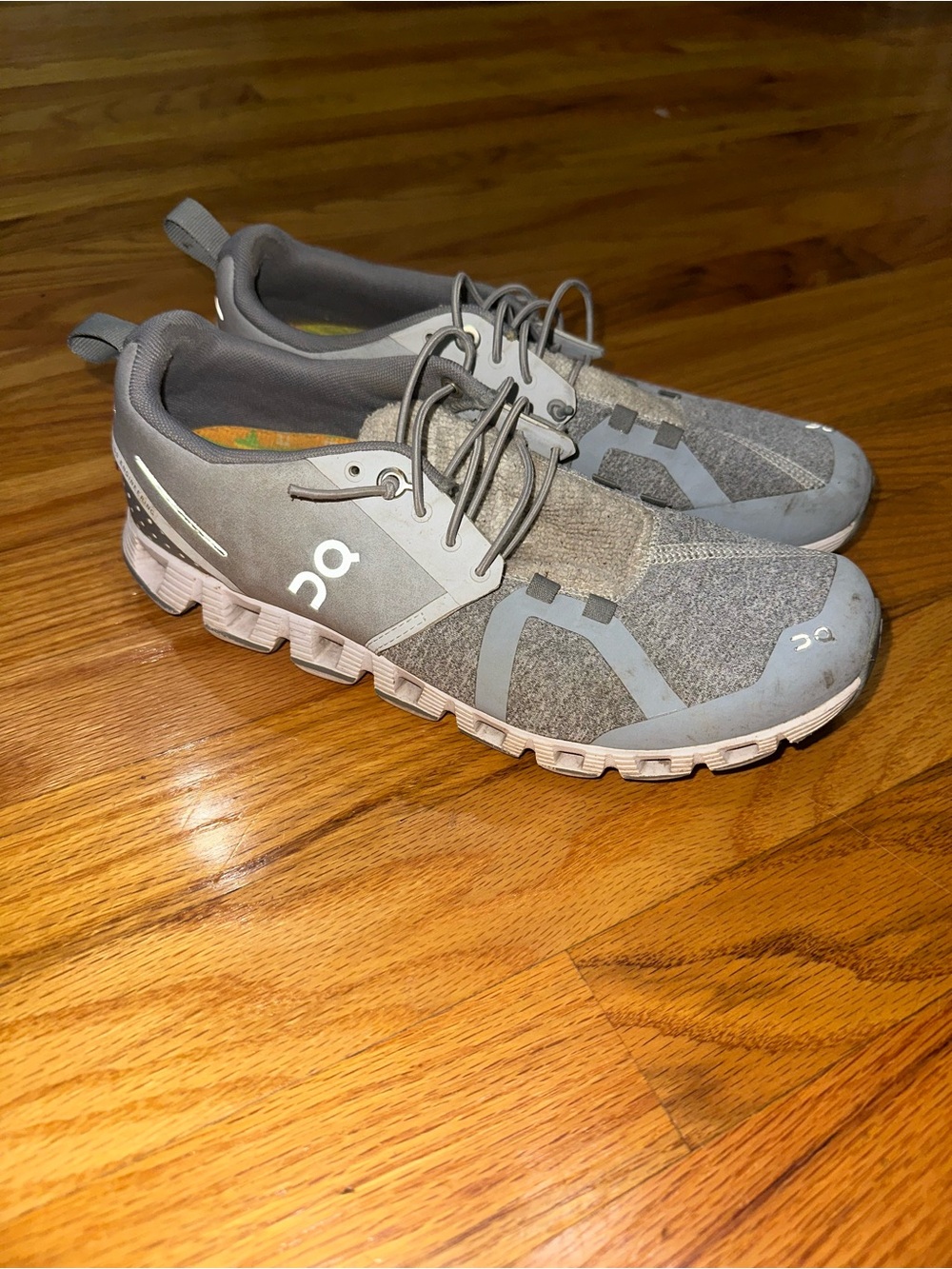 On Running Cloud 5 Terry 5 Sneakers Women’s 8.5